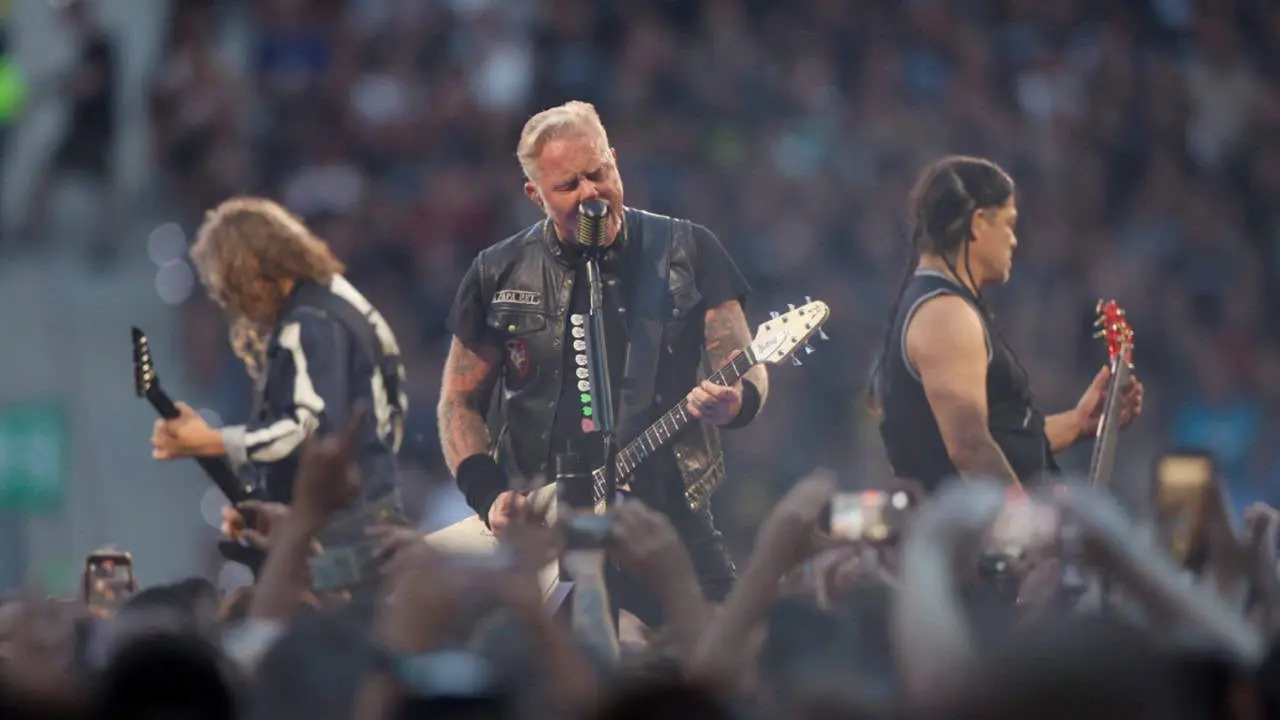 VIDEO| Metallica toca “A.D.O” del Tri