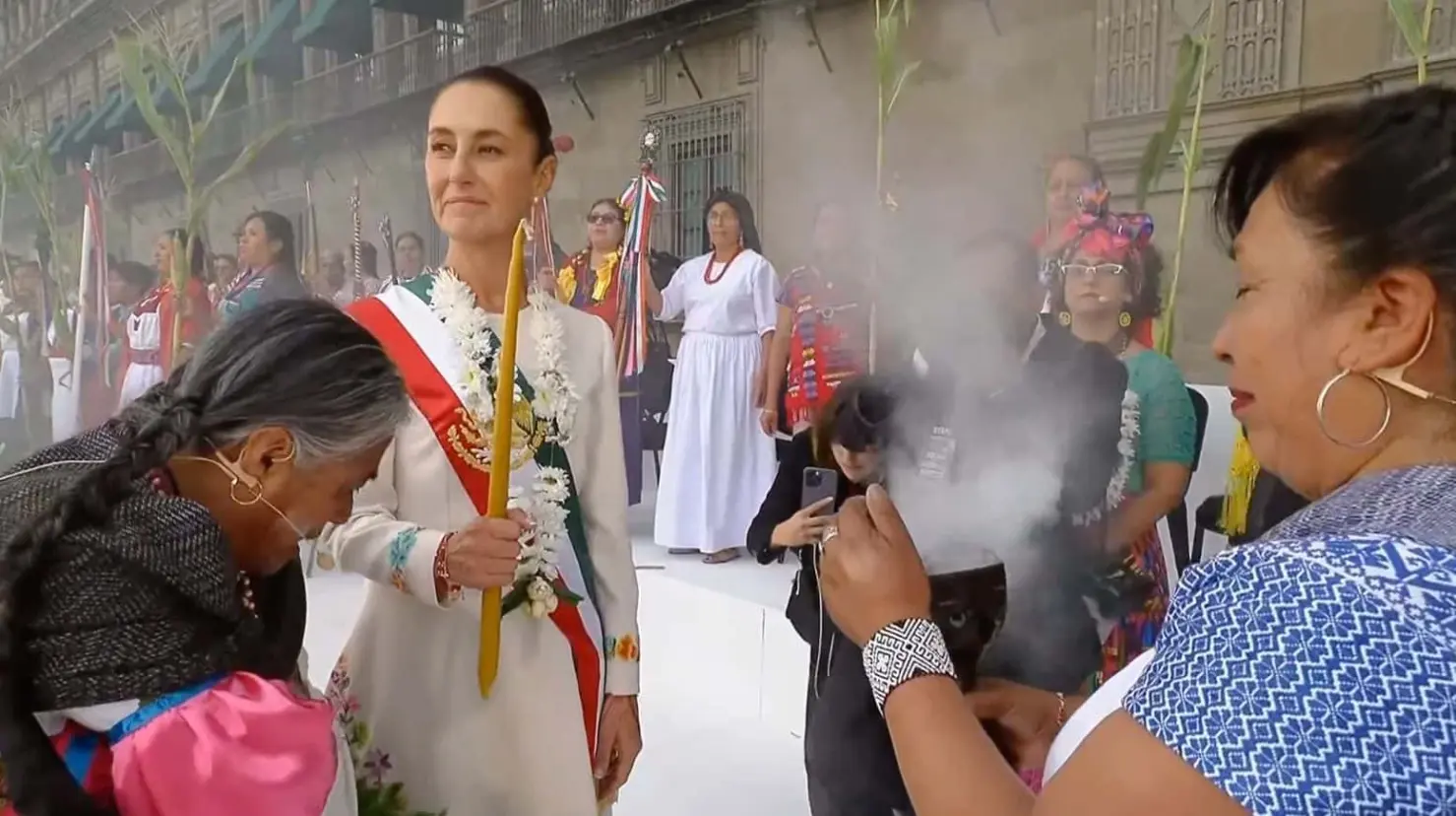 Claudia Sheinbaum recibe el bastón de mando; estos son los primeros compromisos que anunció