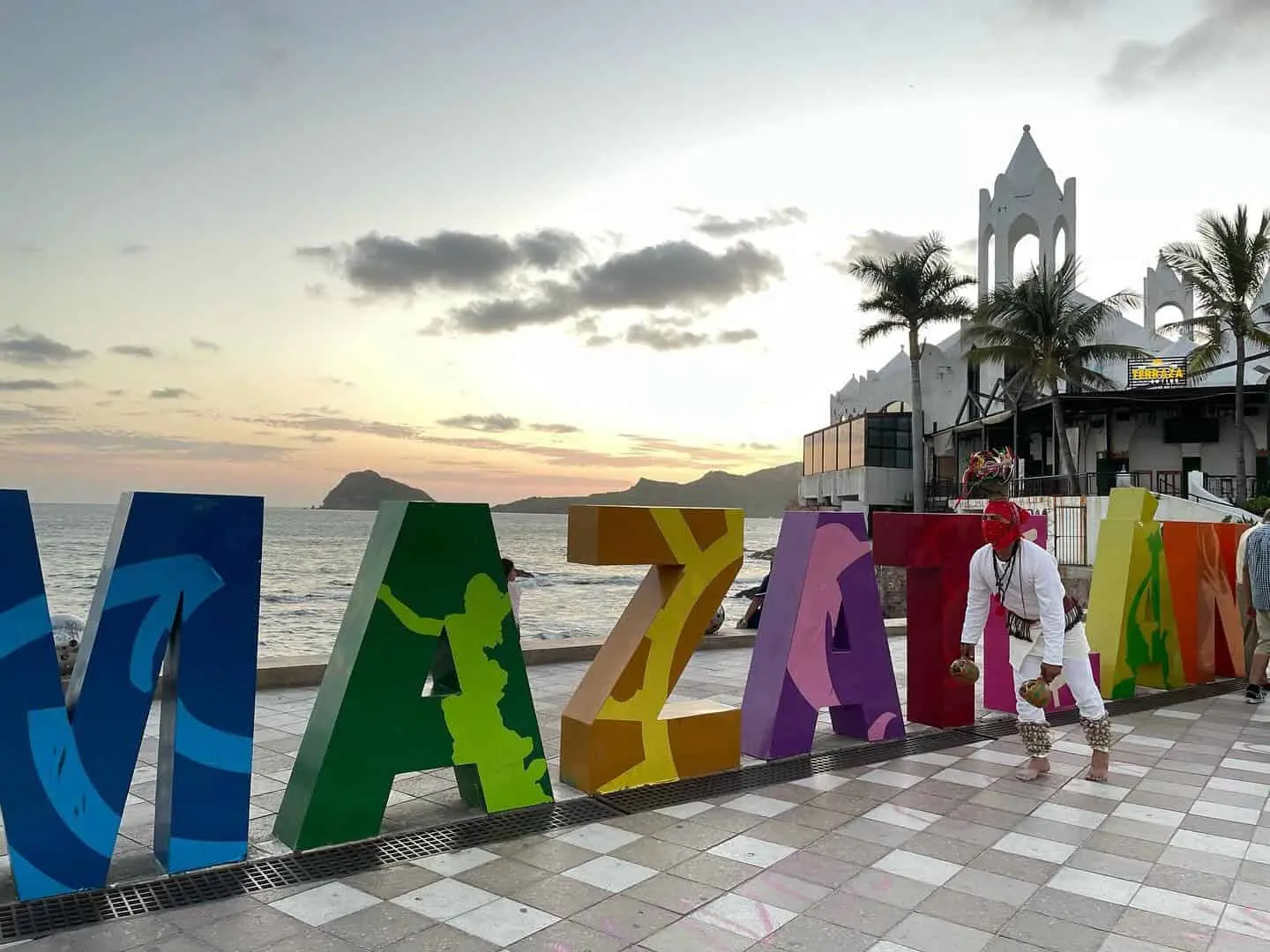 Huatabampense promueve en Mazatlán la cultura Yoreme - Mayo