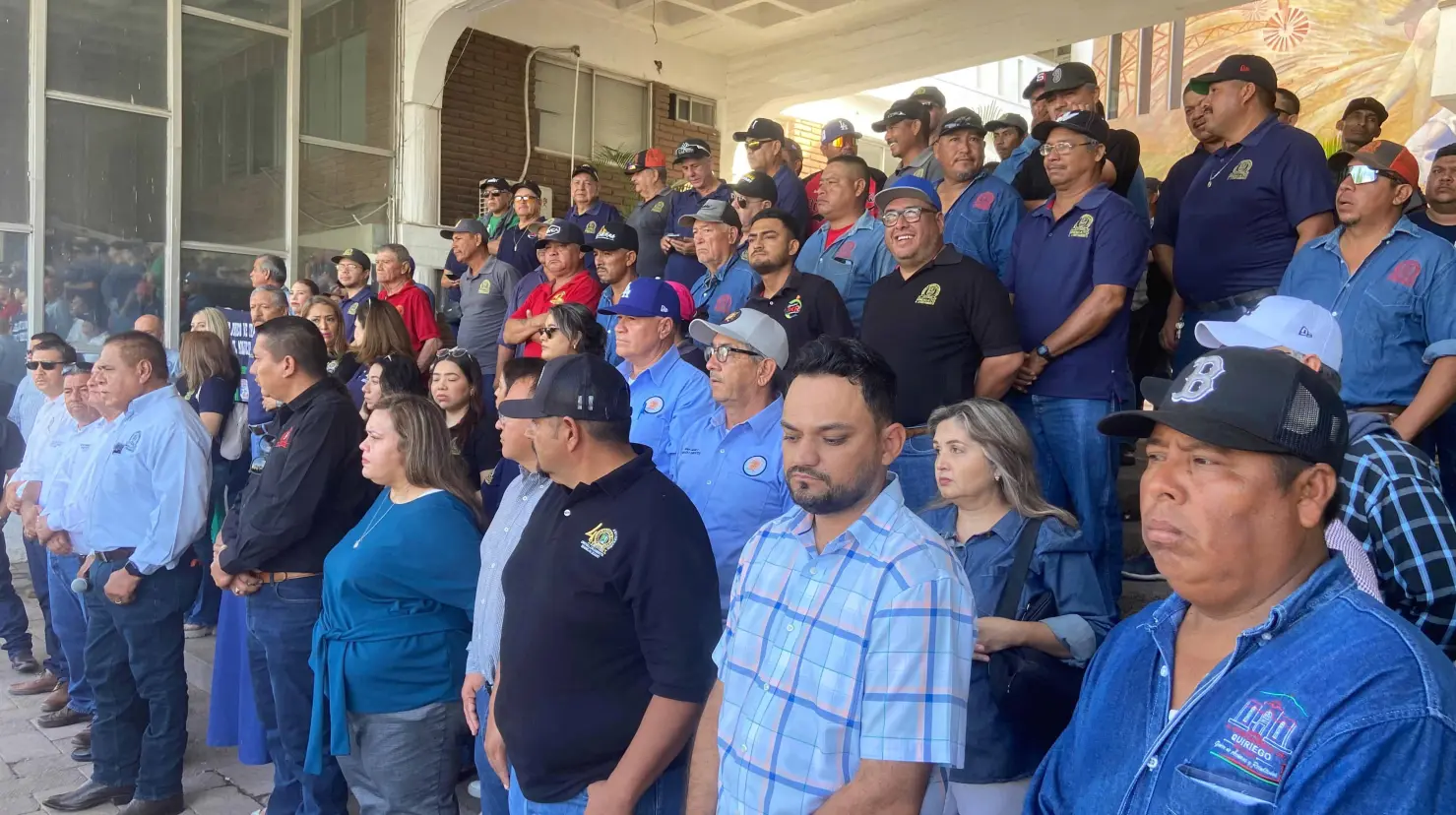 En Navojoa sindicalizados del Ayuntamiento se manifiestan
