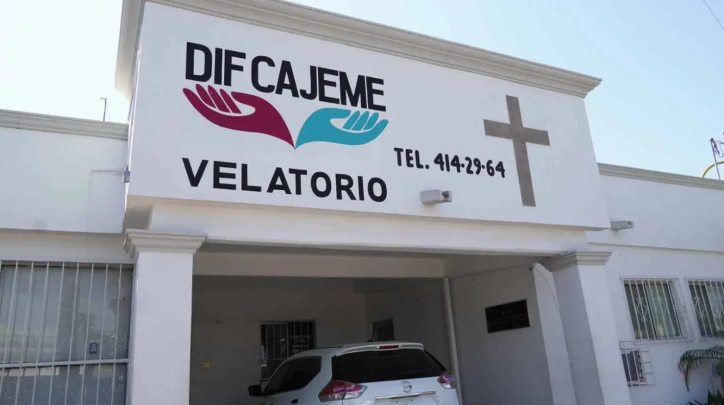 Acondicionan panteones de Cajeme para el Día de Muertos
