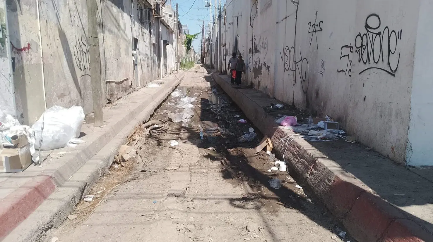 Comerciantes de Cajeme llaman a rehabilitar drenajes colapsados