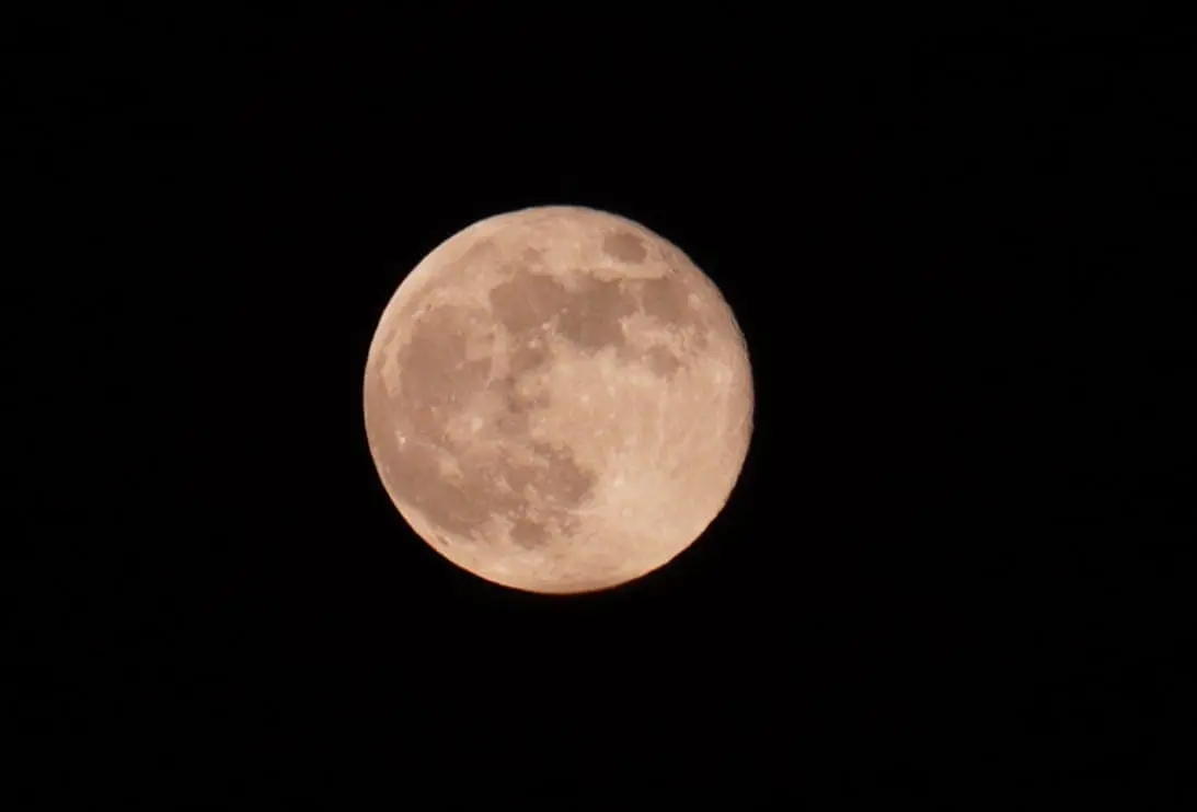 Así se ve esta noche la superluna en el cielo de Ciudad Obregón