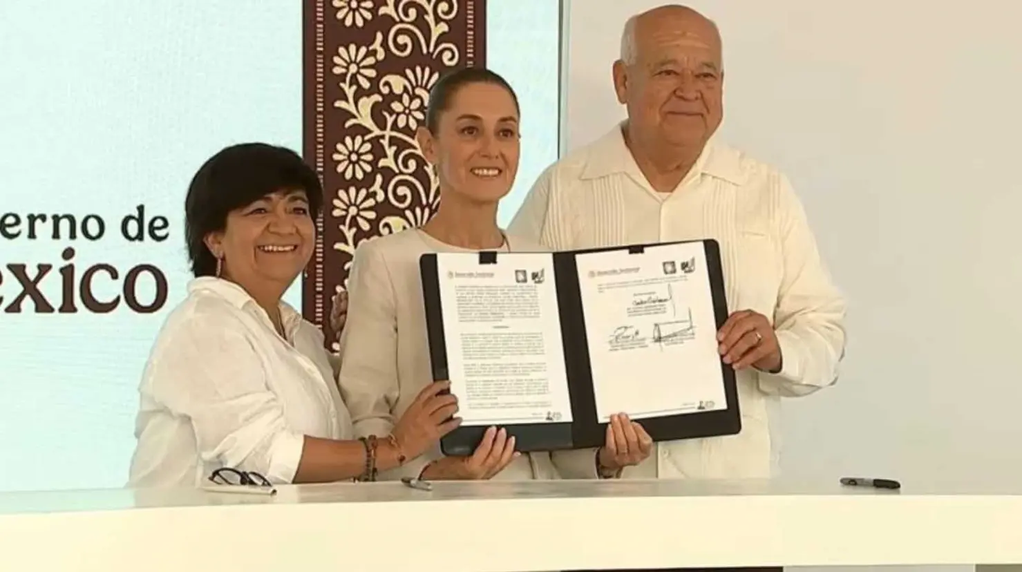 Claudia Sheinbaum firma convenio para el programa de vivienda en Baja California Sur
