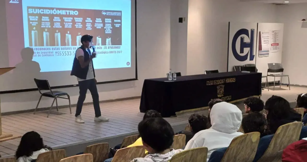 ¿Qué deben hacer las escuelas ante intentos de suicidio? Esto recomienda experta