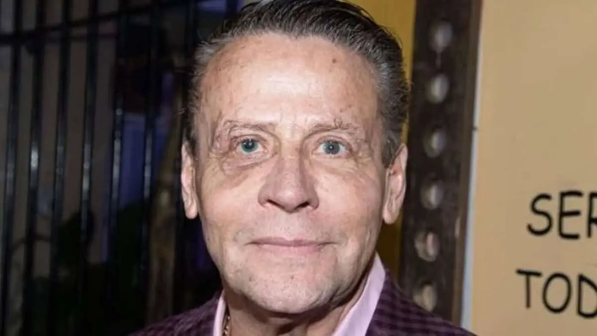 Alfredo Adame presume que tiene 15 novias y asegura que entre ellas no hay problemas
