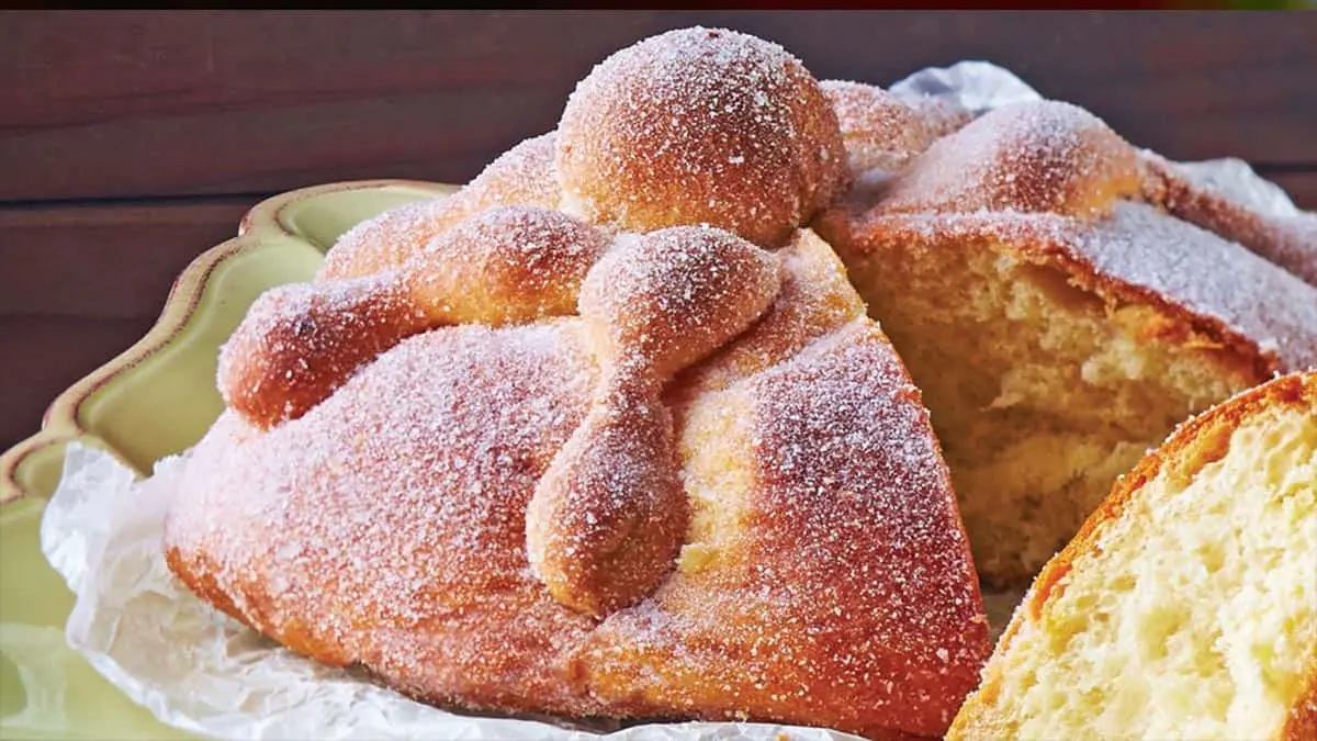 ¿Quieres hacer Pan de Muerto? Aquí te decimos cómo hacerlo desde cero y cuánto cuesta