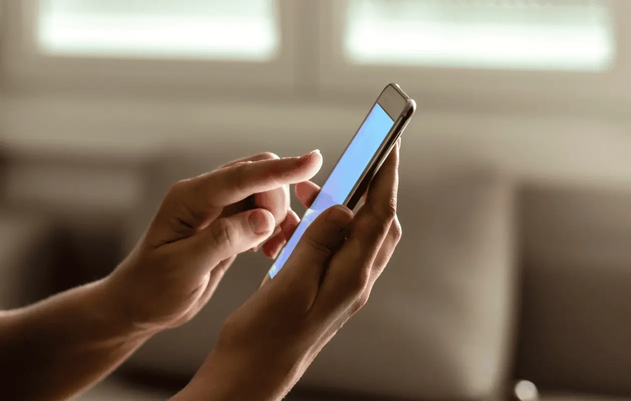 Conoce los trucos para que la bocina de tu celular se escuche más fuerte