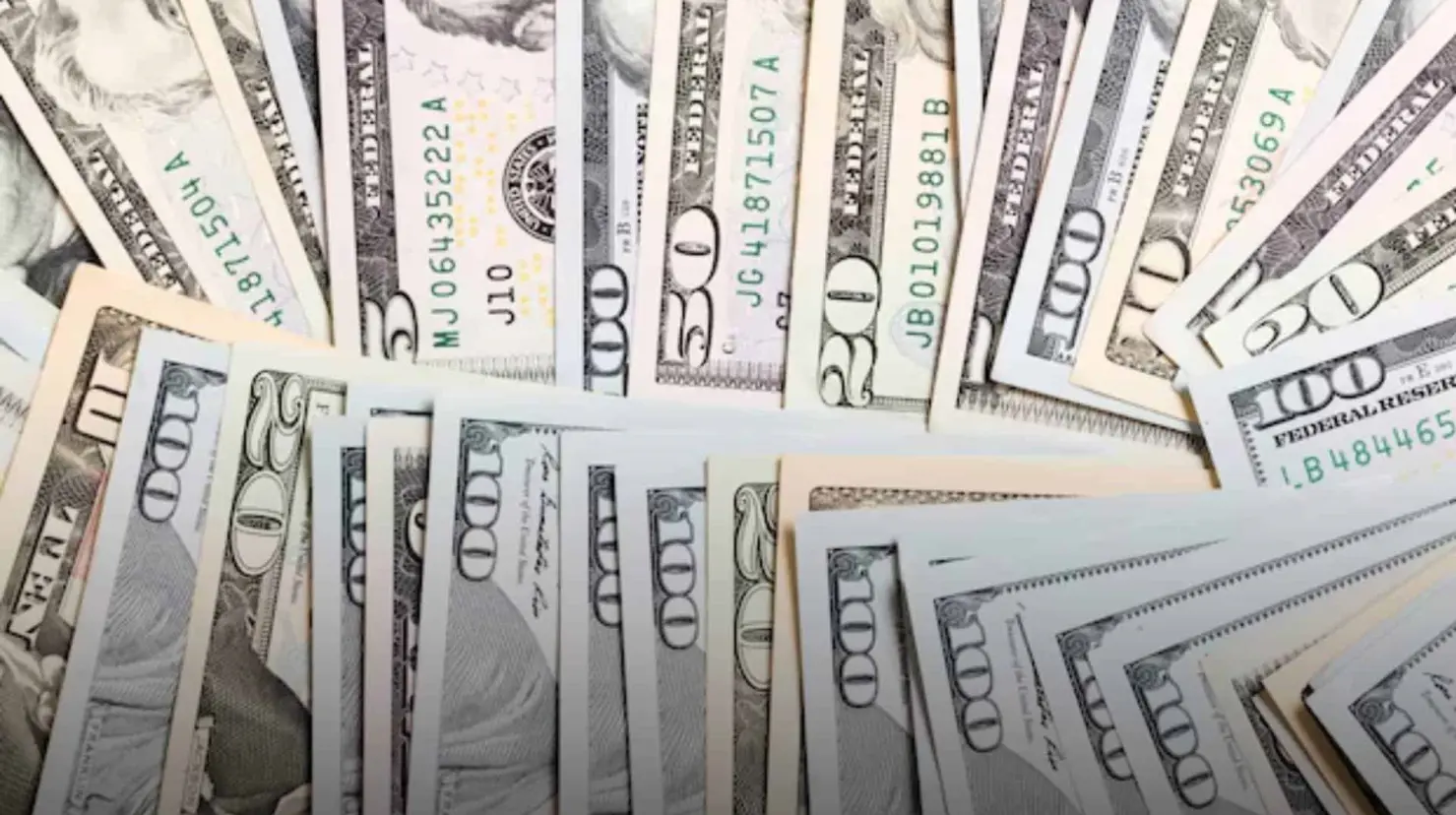 El peso inició la jornada de hoy con una leve apreciación frente al dólar. Foto: Freepik