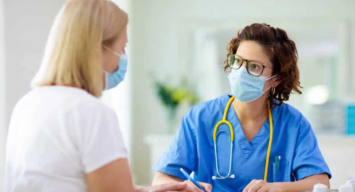 Sgue estas recomendaciones de la LFT para que sepas que hacer en caso de que tu trabajo esté afectando con tu salud. Foto: Freepik