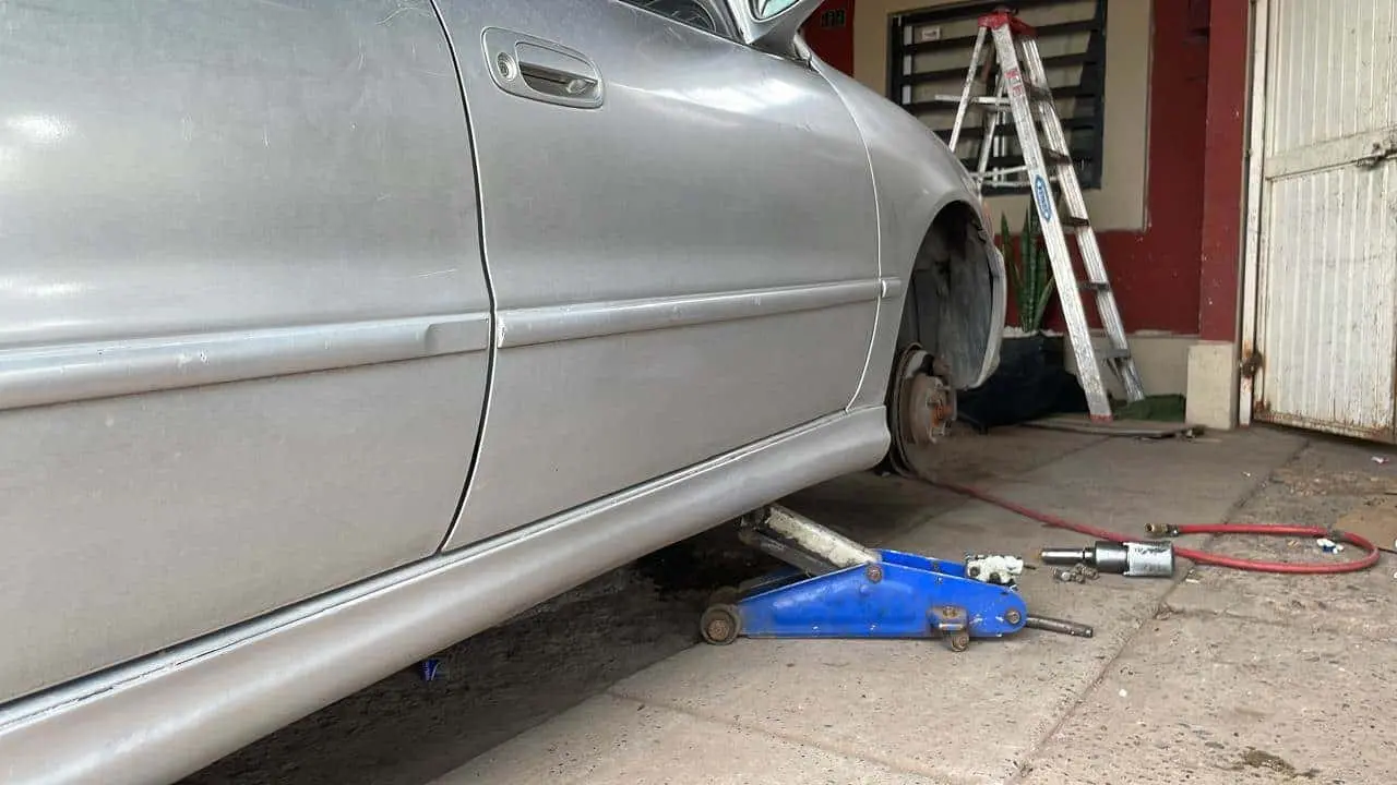 Recomendable revisar el carro antes de salir a carretera