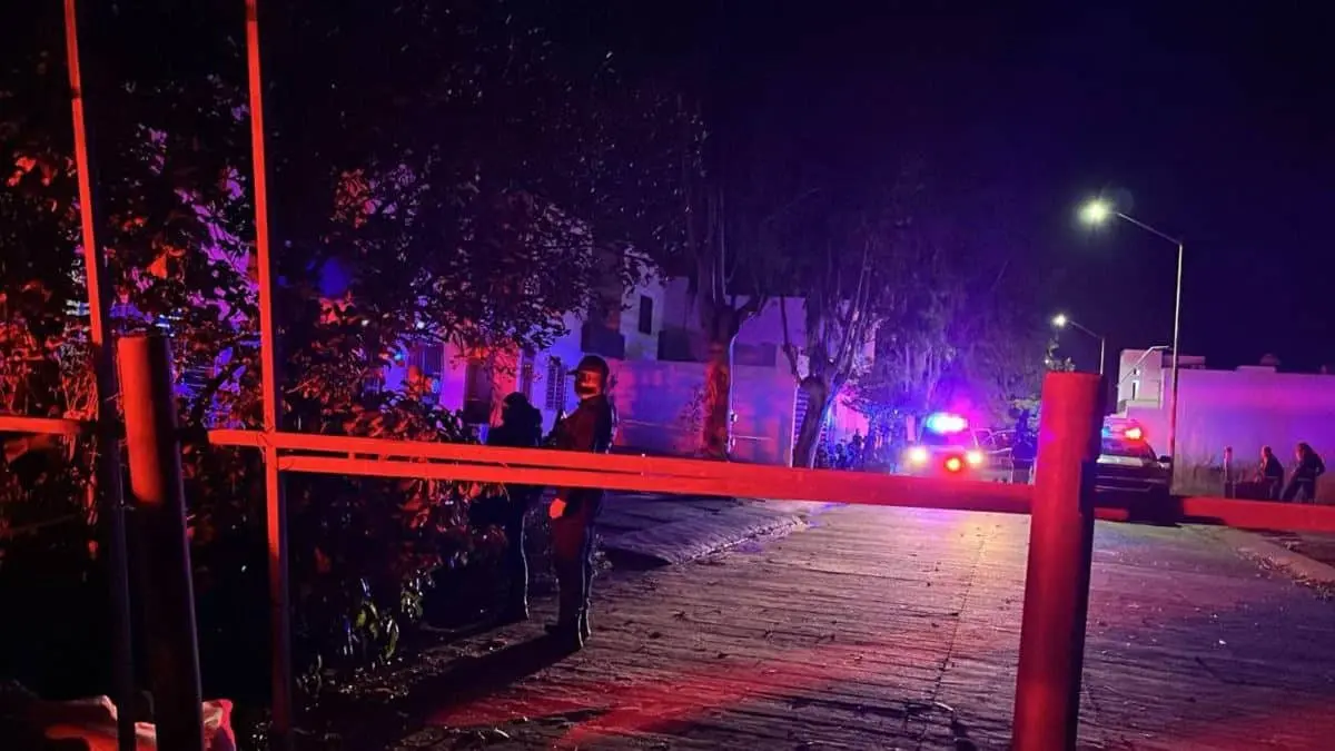 Mueren madre y su niño en casa rafagueada y presuntamente quemada