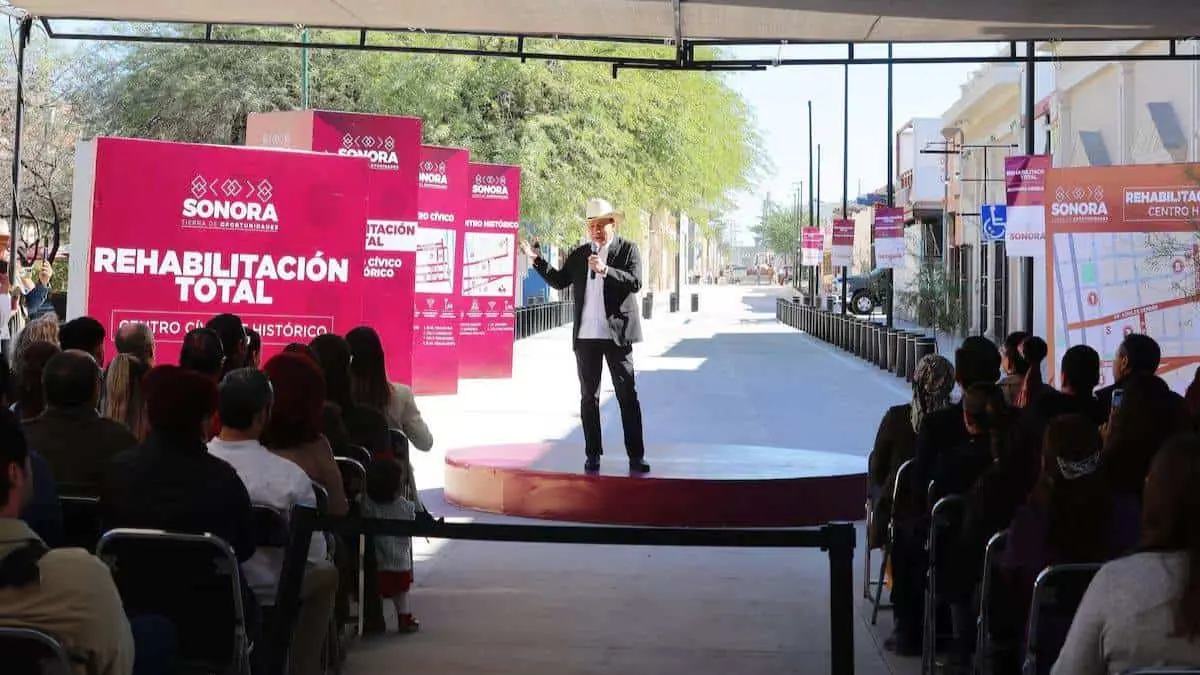 Alfonso Durazo deja impecables 120 calles de Sonora