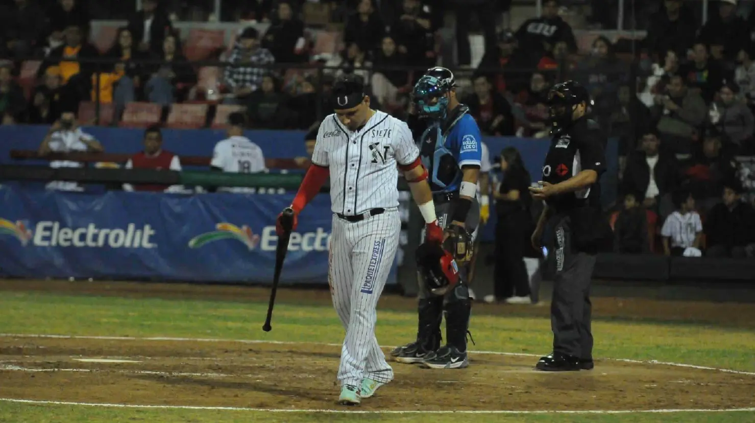 Mayos cae por limpia en despedida de Luis Alfonso cruz 