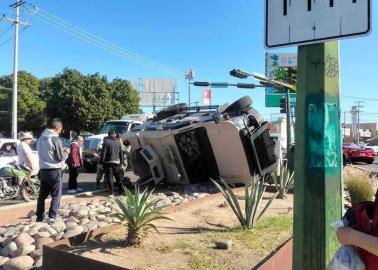 Vuelca vehículo militar en Hermosillo