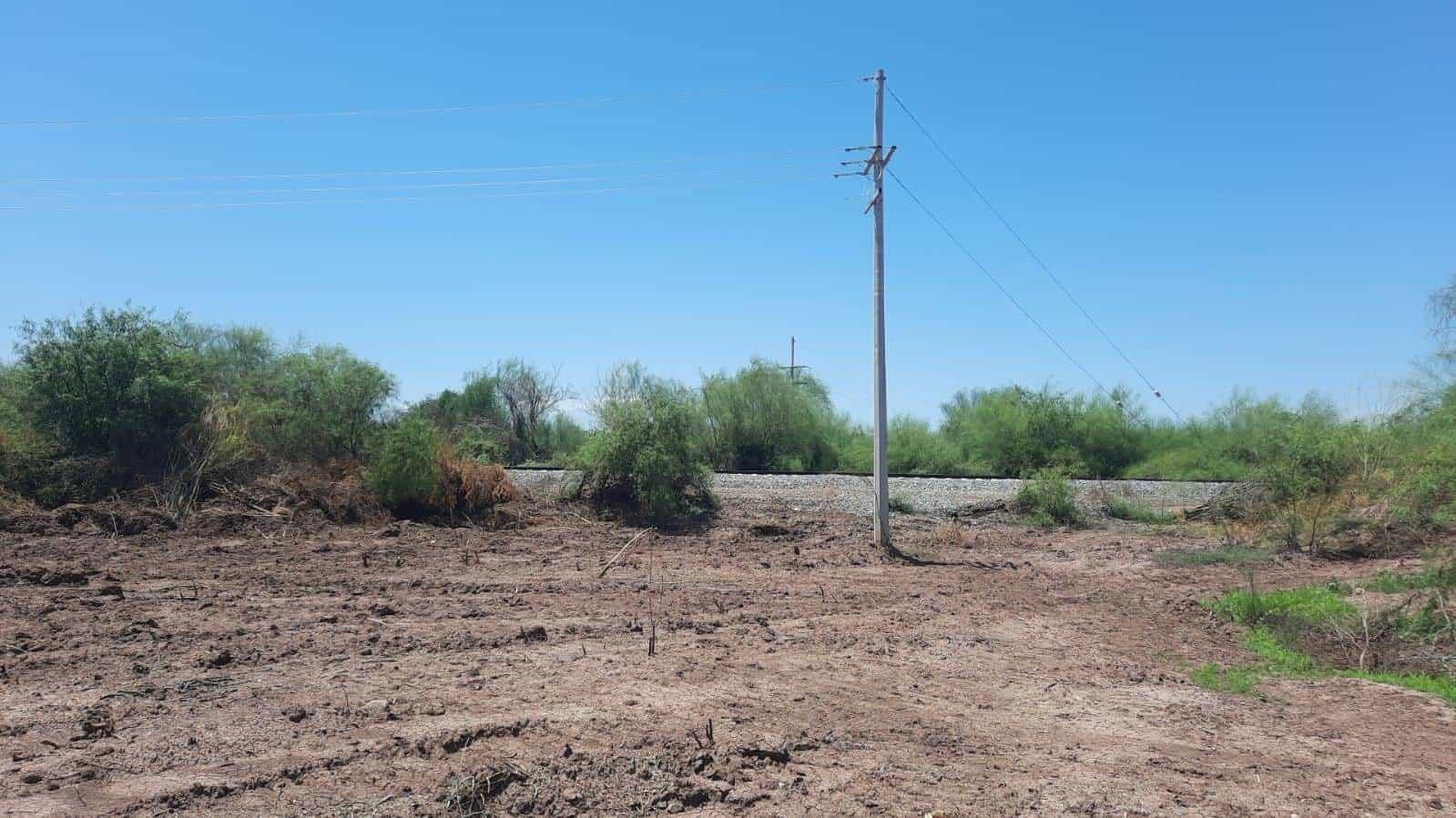 Siguen problemas de agua en Loma de Guamúchil