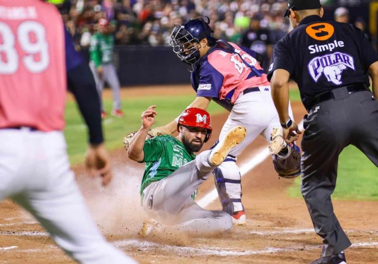 México termina invicto la ronda inicial tras derrotar a Japón 7-2