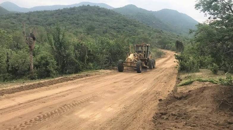 Ganaderos piden que raspen los caminos en la zona serrana del Valle del Yaqui