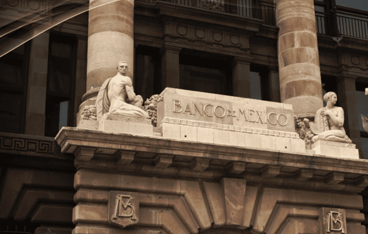 Banxico descarta cambios tras designación de cárteles como terroristas en EE.UU.