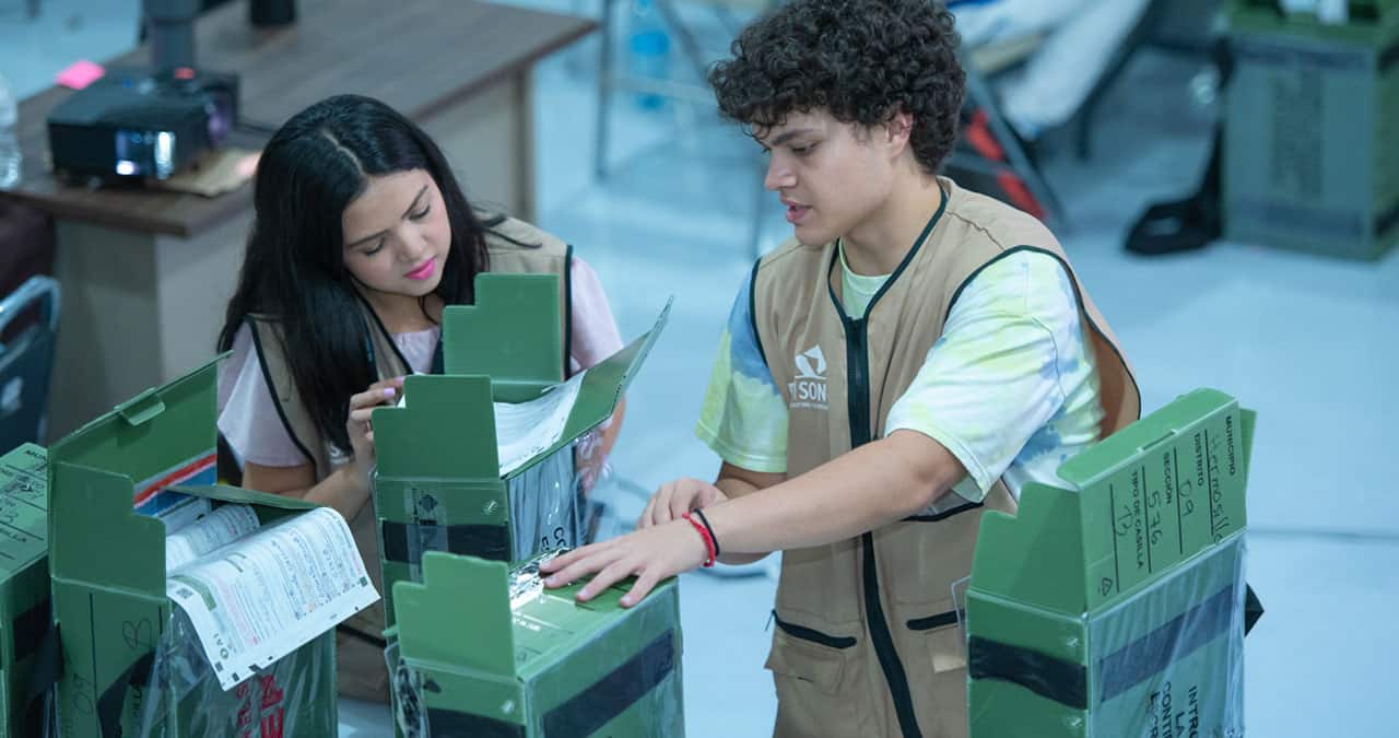 IEE aprueba materiales de paquetes electorales