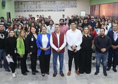 Recibe alcalde a Jóvenes Construyendo el Futuro