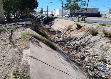 Problemas de basura en canal de Ciudad Obregón