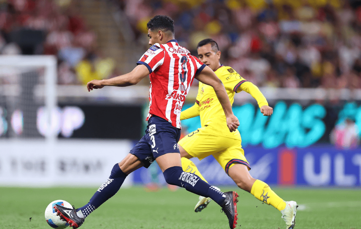 Clásico Nacional: Chivas gana con autogol del América