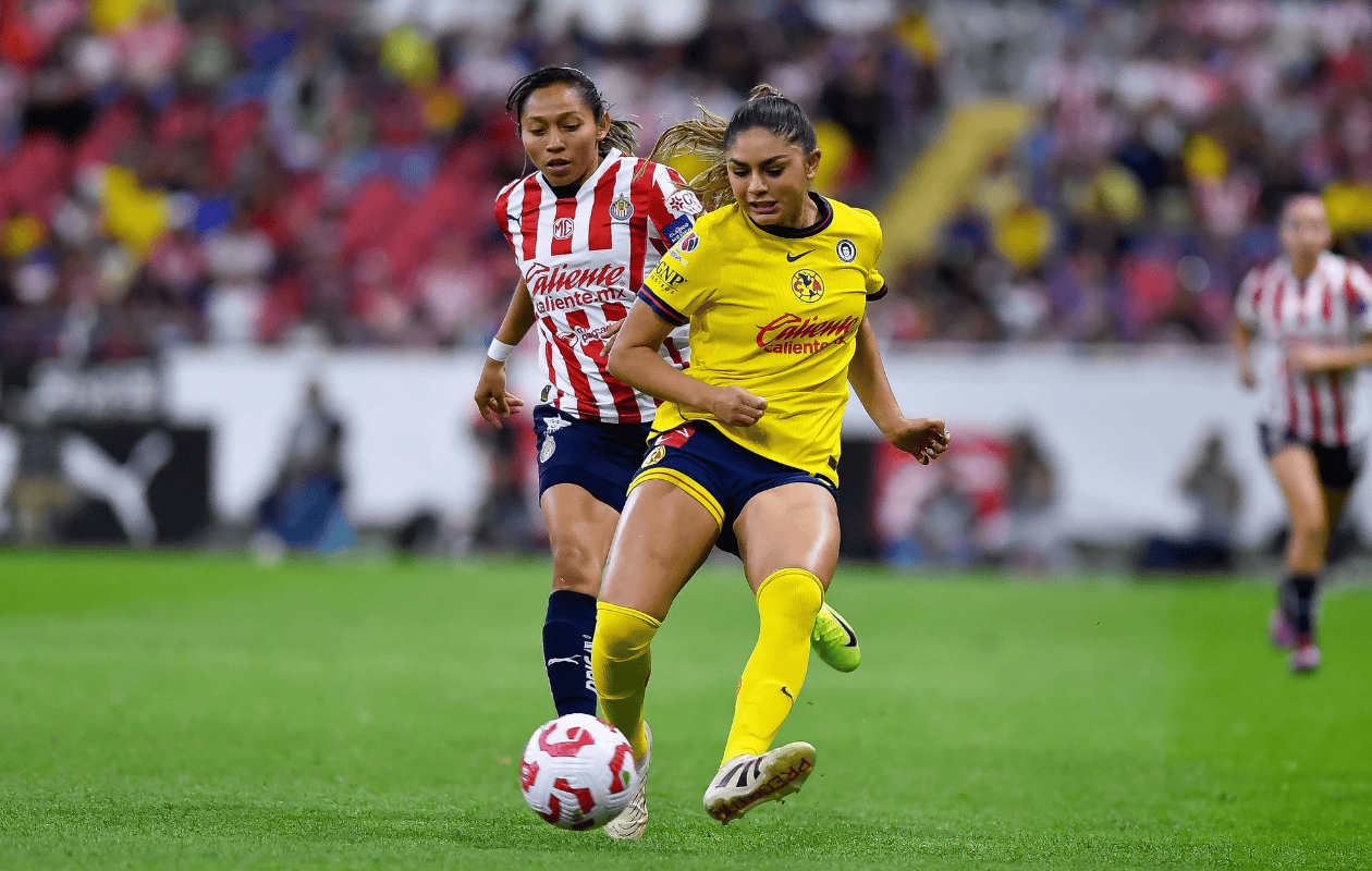 Chivas y América empatan en Clasico Femenil con gol de último momento