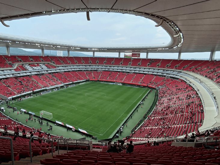 Diario del Yaqui - FMF sanciona al Estadio Akron: Chivas vs Cruz Azul será a  puerta cerrada