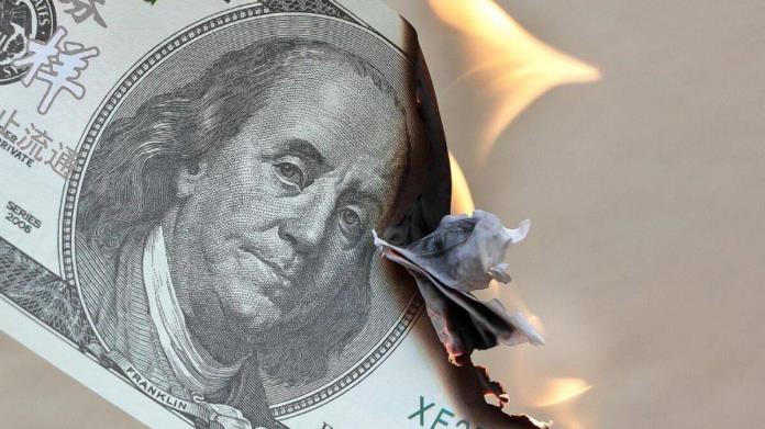 El Futuro del Dinero: ¿Desaparecerá el Efectivo según la IA? El Futuro del Dinero: ¿Desaparecerá el Efectivo según la IA?