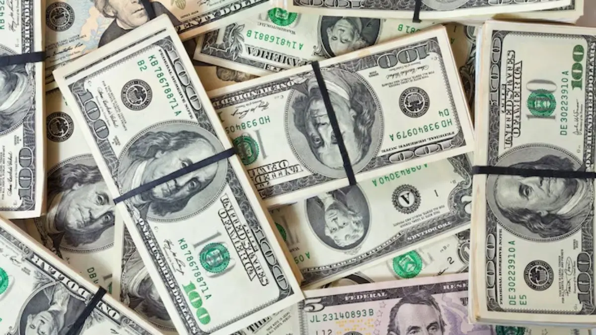 Precio del dólar hoy 17 de abril: Peso alcanza su mejor nivel