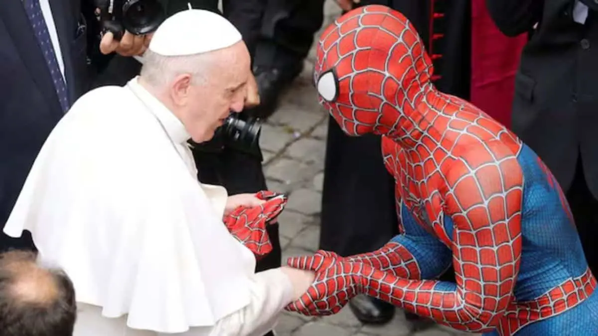VIDEO | El día que el Papa Francisco conoció a Spider-Man