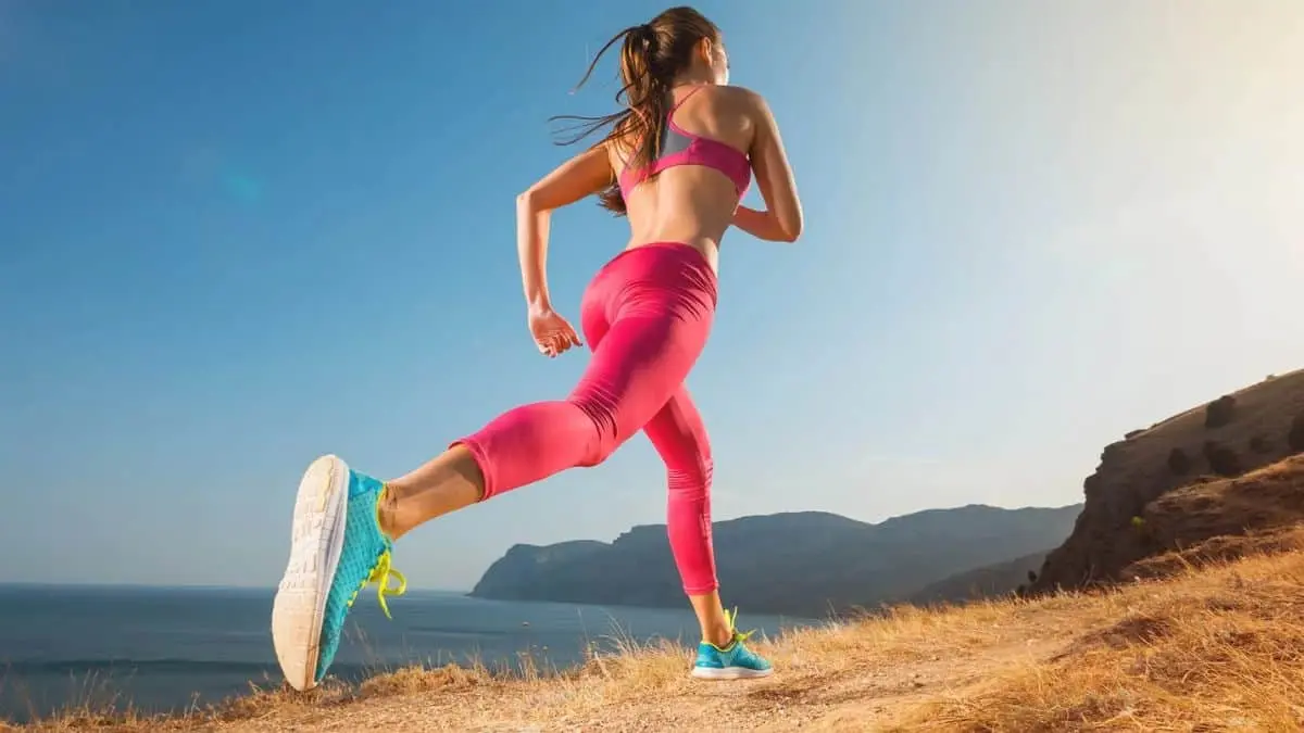 5 ejercicios de bajo impacto para cuidar tus articulaciones y mantenerte activo