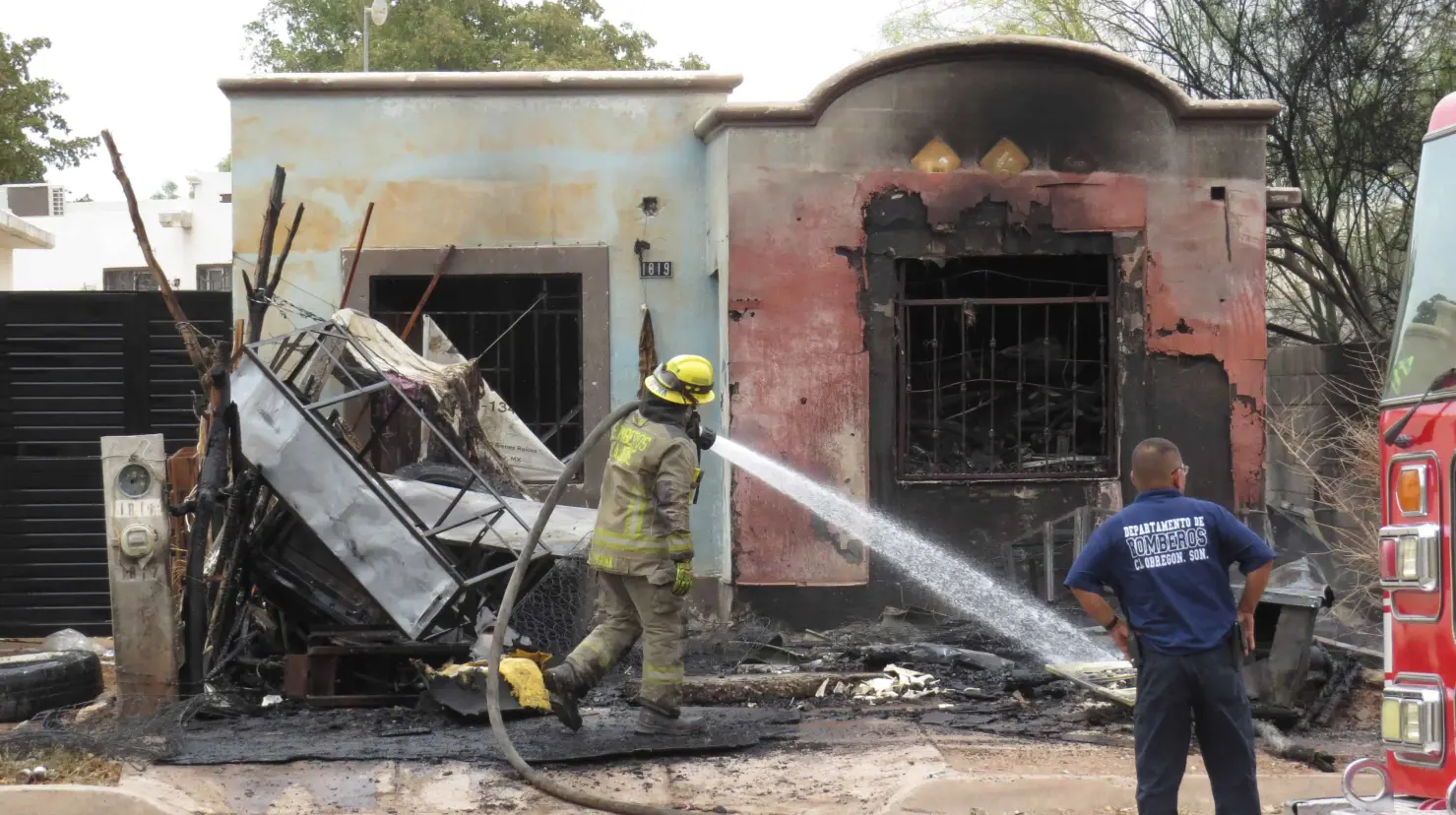 Se incendia vivienda en la Misión San Rafael, al sur de Ciudad Obregón