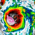 Huracán Erick se intensifica a Categoría 4 frente a Guerrero y Oaxaca