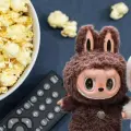 3 películas que se relacionan con los muñecos Labubu por su estilo entrañable y perturbador