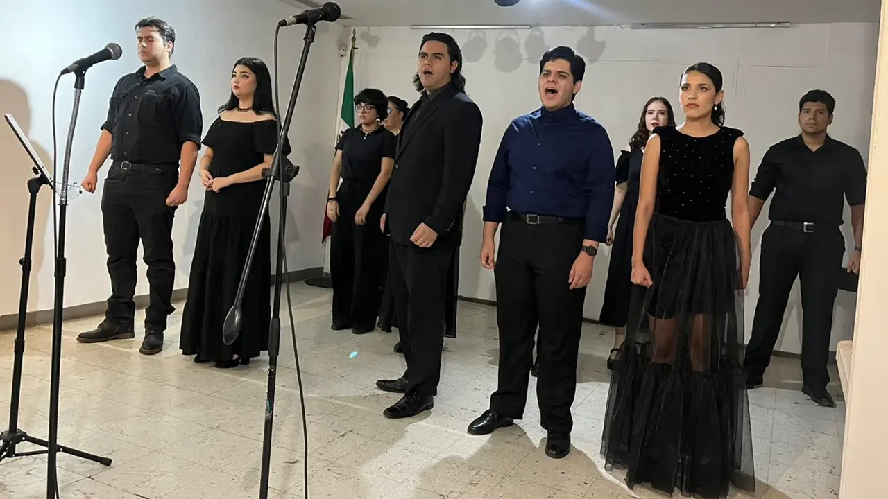 Gala musical con interpretaciones destacadas cierra Taller de Técnica Vocal