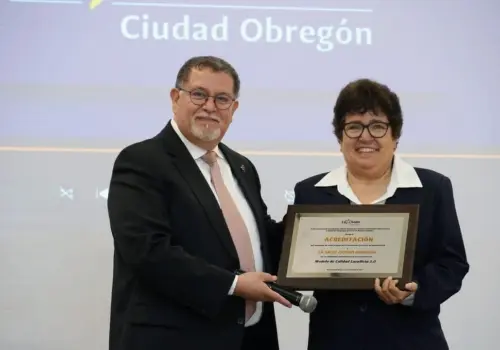 Instituto La Salle Ciudad Obregón recibe doble acreditación del Modelo de Calidad Lasallista 3.0 Instituto La Salle Ciudad Obregón recibe doble acreditación del Modelo de Calidad Lasallista 3.0