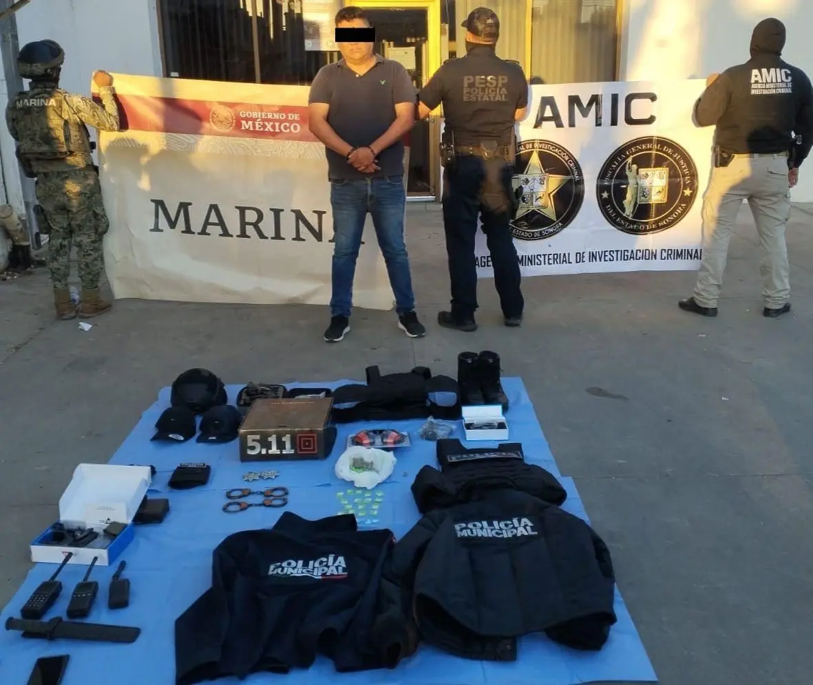 Detienen a expolicías de Magdalena durante cateos