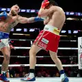Jake Paul vence con claridad a Julio César Chávez Jr. por decisión unánime