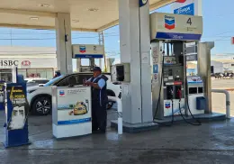 Cumplen pocas gasolineras de Cajeme “Ley Silla”