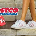3 pares de tenis Adidas que tienen descuento especial en Costco ¿Qué tallas hay y cuánto valen?