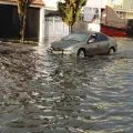 ¿Cuándo no es seguro cruzar una calle inundada? Esto debes saber