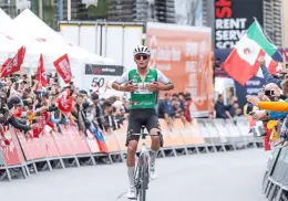 Isaac del Toro gana la cuarta etapa del Tour de Austria y es líder general