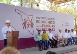 Gobernador Alfonso Durazo entrega más de 19 millones de pesos en apoyos al sur de Sonora