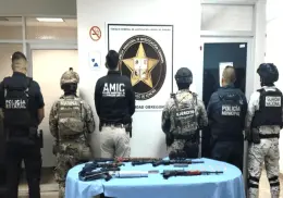 Decomisan arsenal durante cateo en Villa Fontana, al sur de Ciudad Obregón