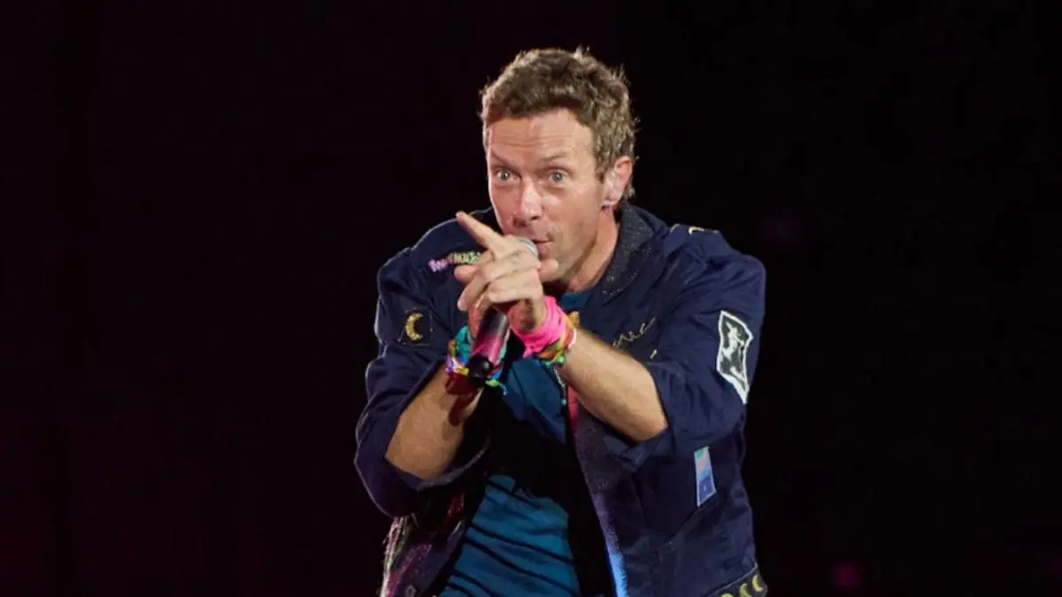 Coldplay advierte a su público sobre la Kiss Cam tras una polémica por infidelidad