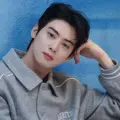 Cha Eun Woo comparte su nuevo corte de cabello antes de su servicio militar y se despide de sus fans