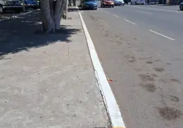 Retiran franjas amarillas para estacionamiento de taxistas en el centro