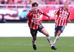 Guadalajara remonta y vence 4-3 al Atlético San Luis en los últimos minutos